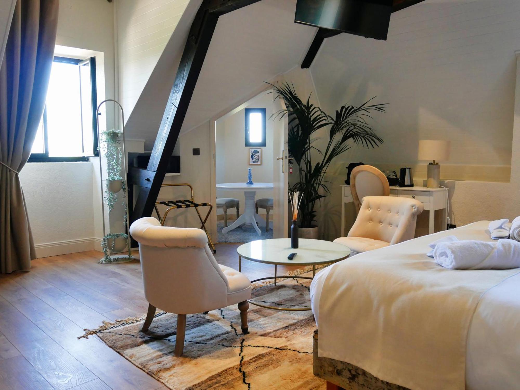 Chateau *