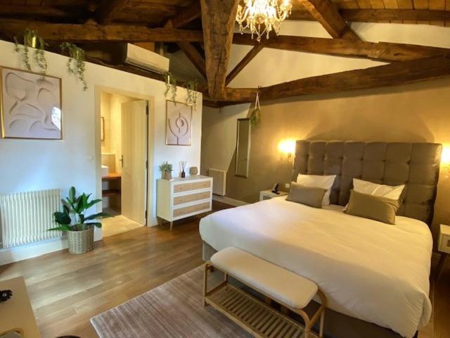 Chateau Hotel